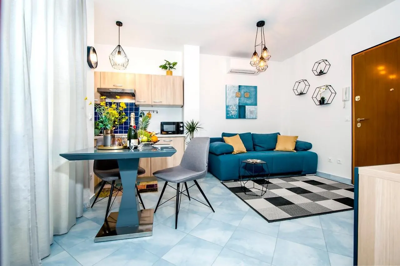 F&R Apartments II Rovinj 0*,